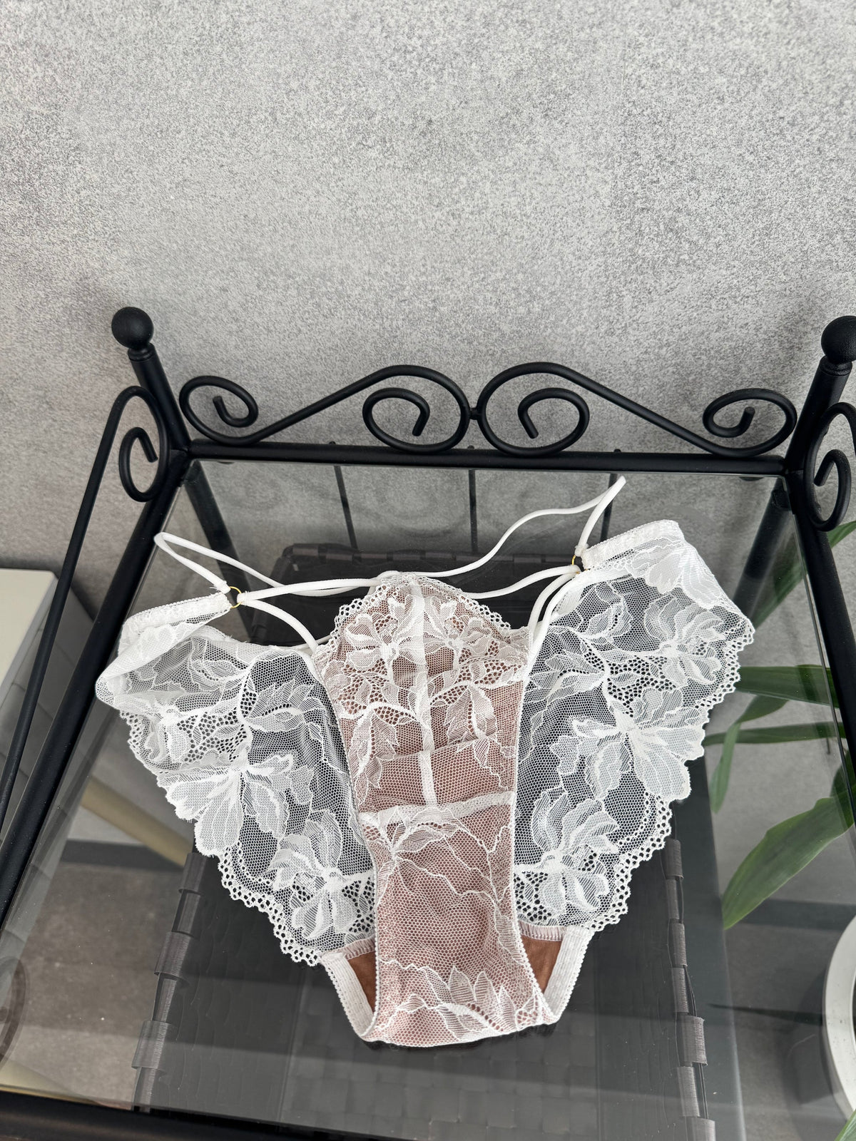Cross Code Shorts Lace Fullback Nude White レースフルバックショーツ 商品画像